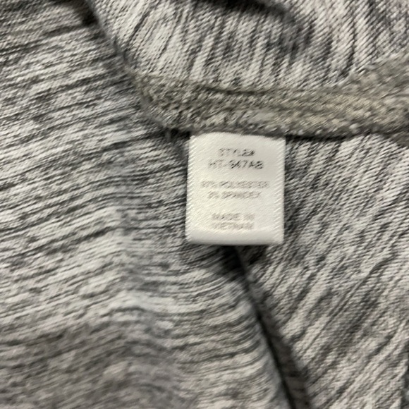 Zenana Fleece heathered gray Boutique pullover top Sz L. Like New Condition. - Picture 5 of 5